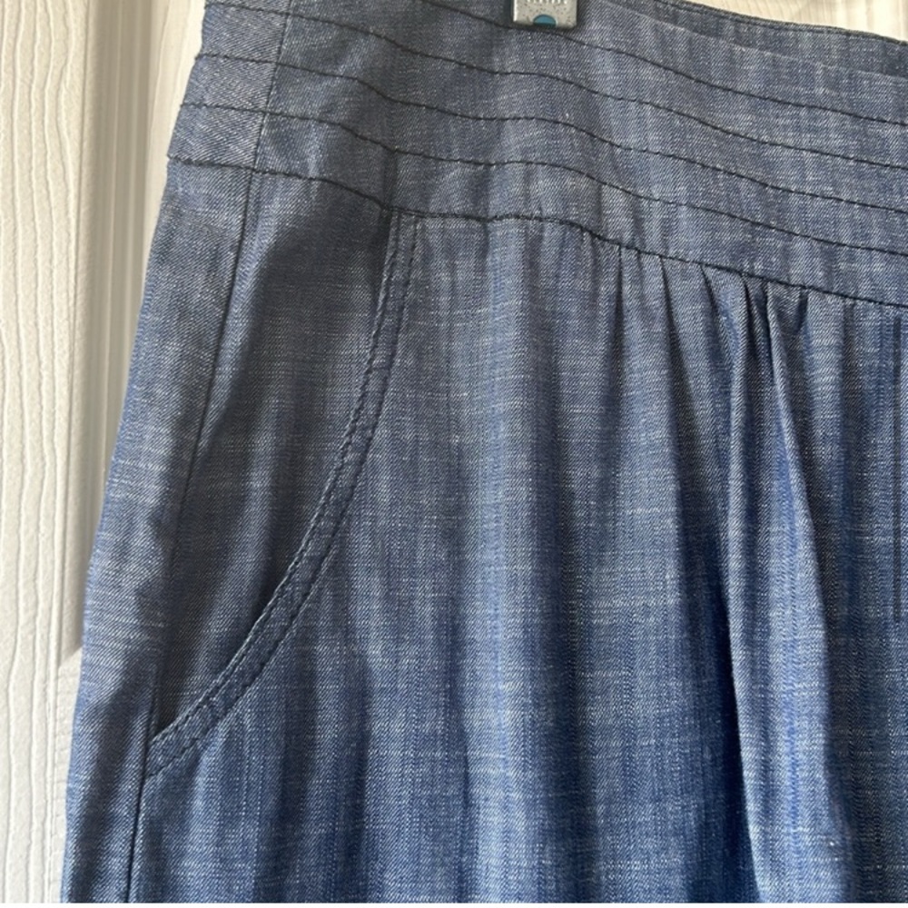 Trina Turk chambray skirt size 10 - Picture 3 of 7